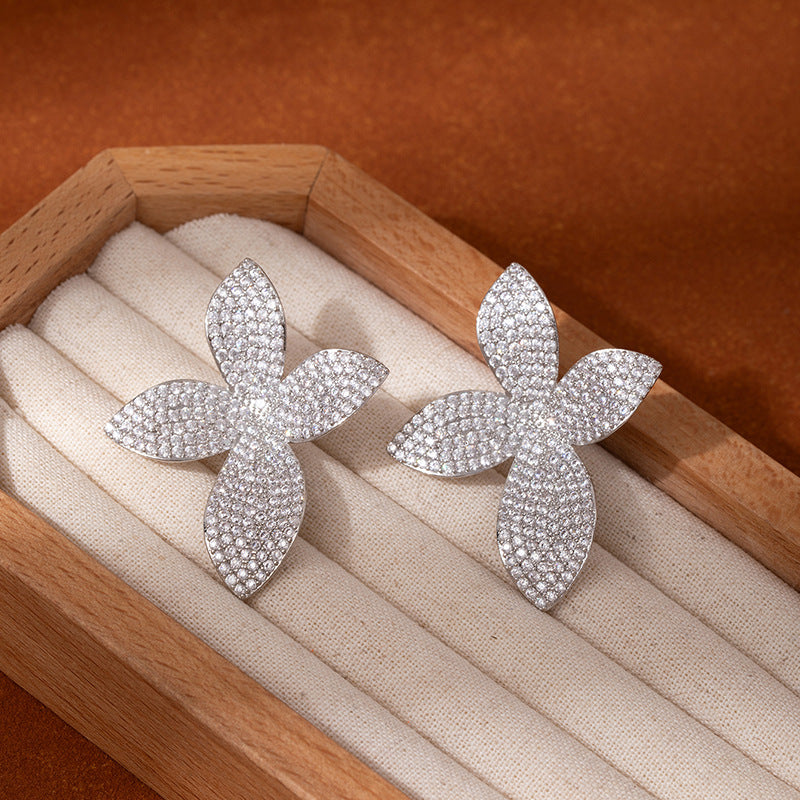 Delicate Luxury Copper-Plated 18K Gold Earrings For Women Brand: aeac