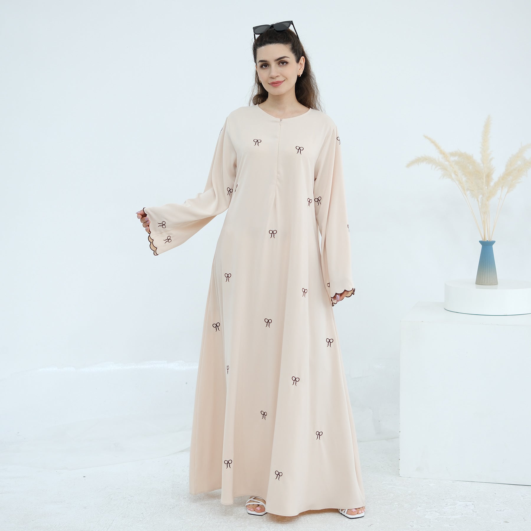 Bow-knot Embroidered Long Sleeve Dress Brand: aeac