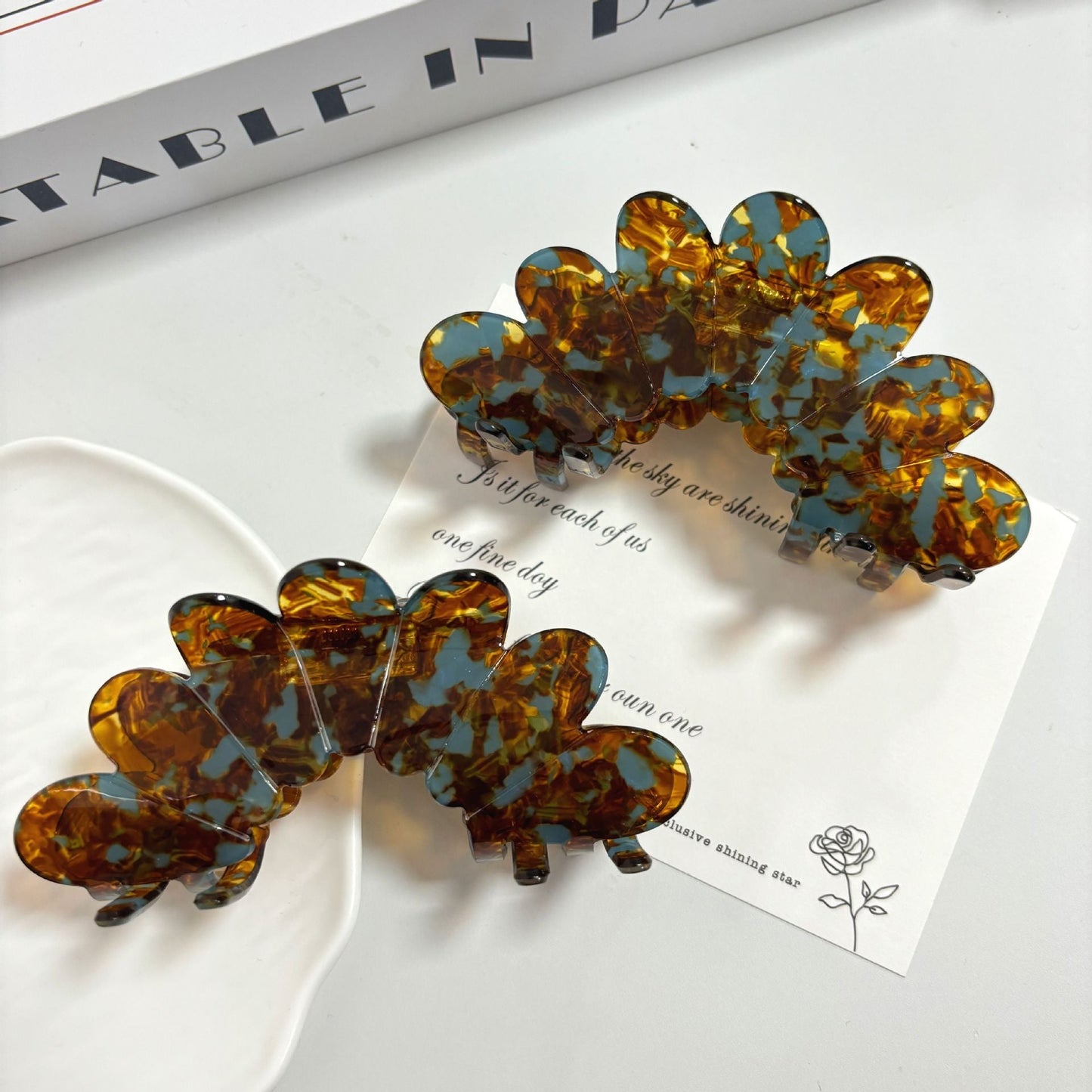 Petal Large Grip Updo Hair Accessories Hair Accessories Saharakart