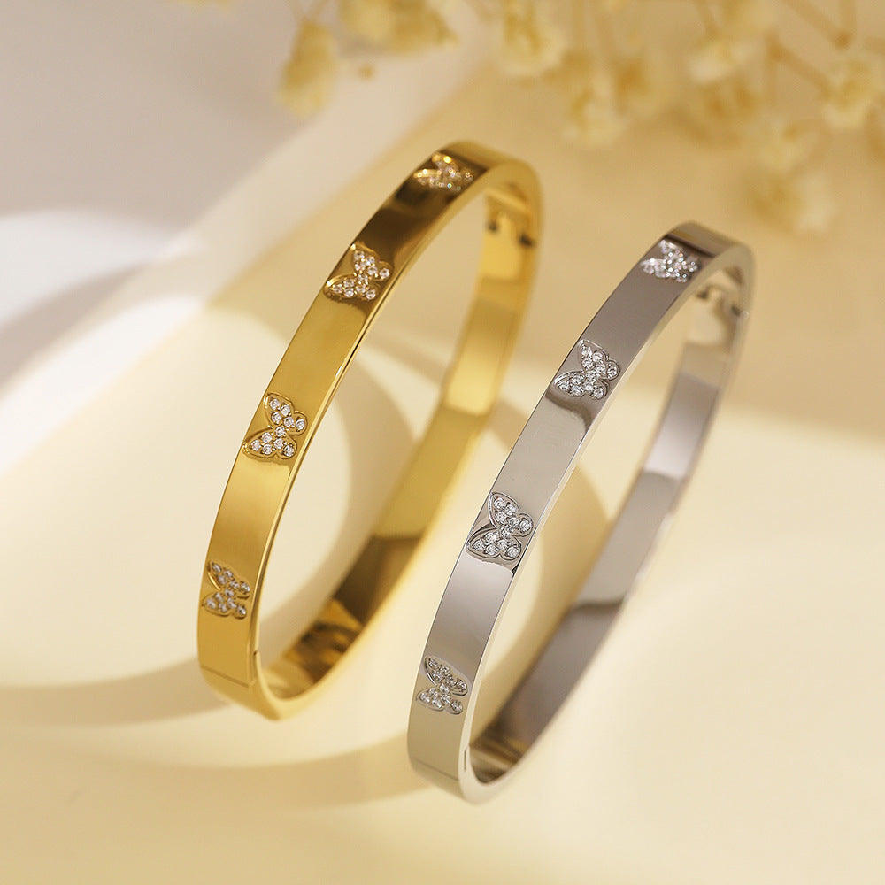 Stylish Versatile Stainless Steel Bracelet With A Premium