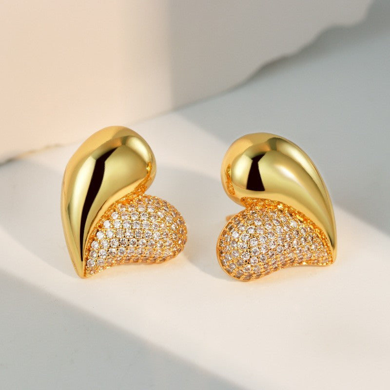 New Fashion Diamond Love Heart Stud Earrings Women's High Sense Brand: aeac