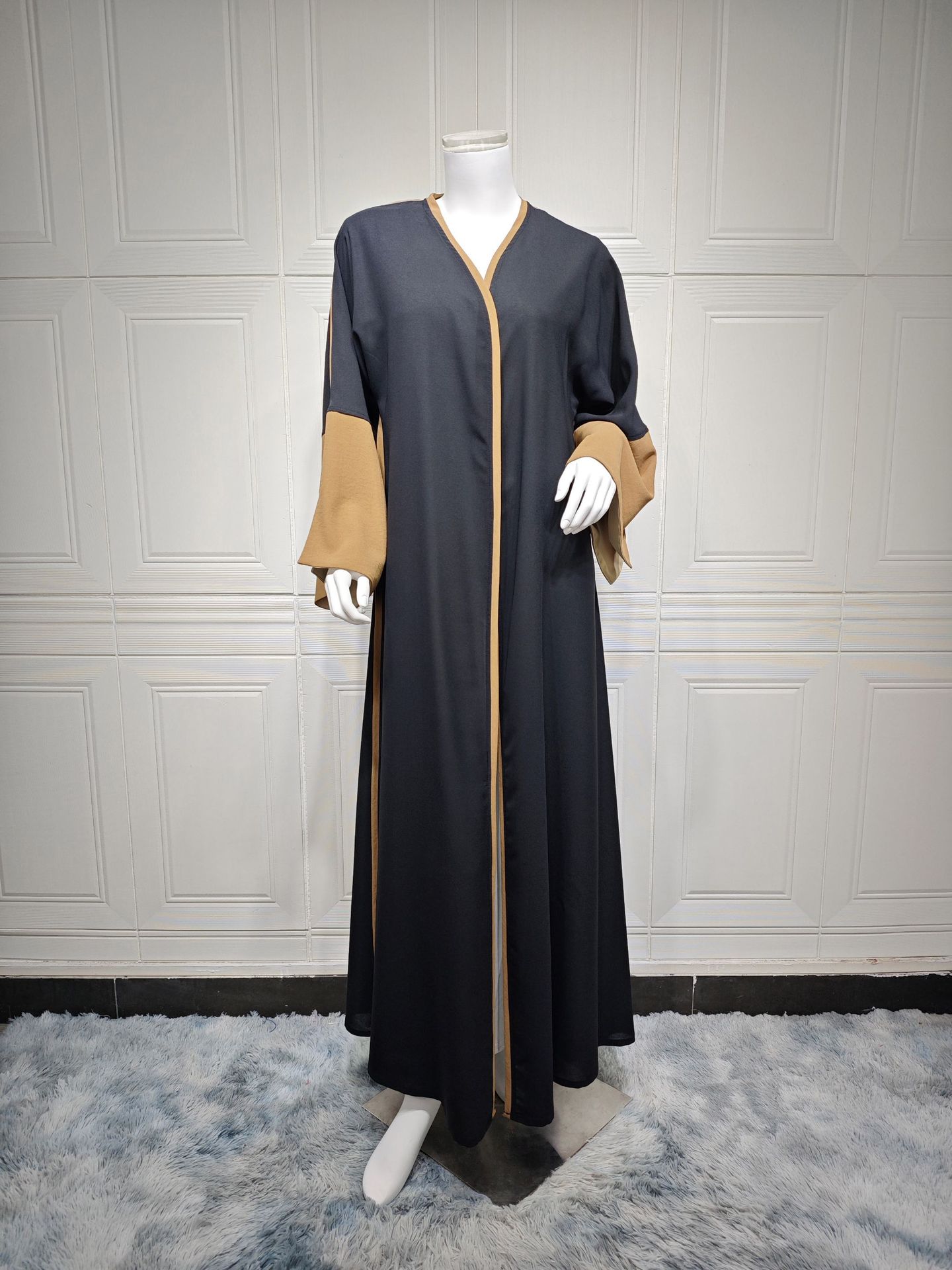 Fashion Middle East Stitching Large Sleeves Cardigan Dubai Elegant Dress Brand: aeac