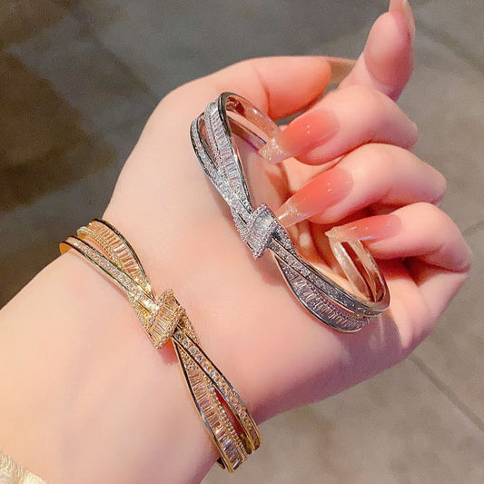 Affordable Luxury Diamond-studded All-matching Bestie Bracelet Brand: aeac