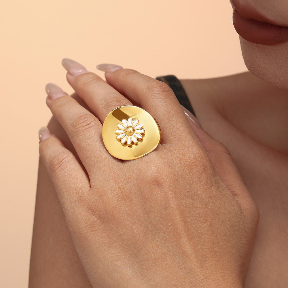 European And American Dripping Oil Little Daisy Rings Ear Studs Brand: aeac