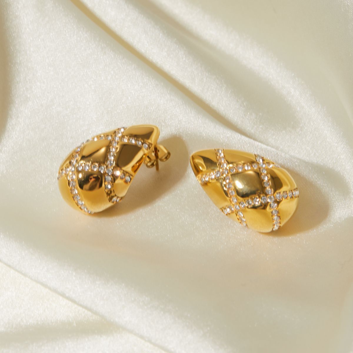 Linnea Gold Earrings Brand: aeac