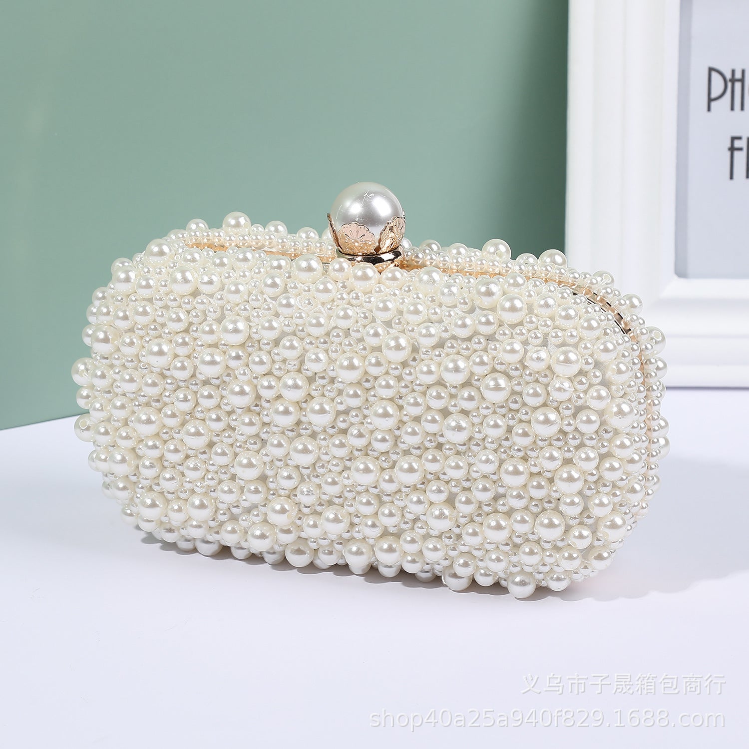Women's Pearl Dinner Bag Soft Surface Lock Clutch Brand: aeac