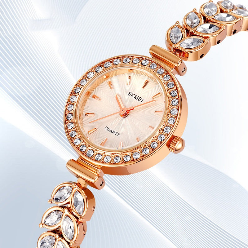 High-appearance-value Diamond-encrusted Ladies Bracelet Watch Brand: aeac
