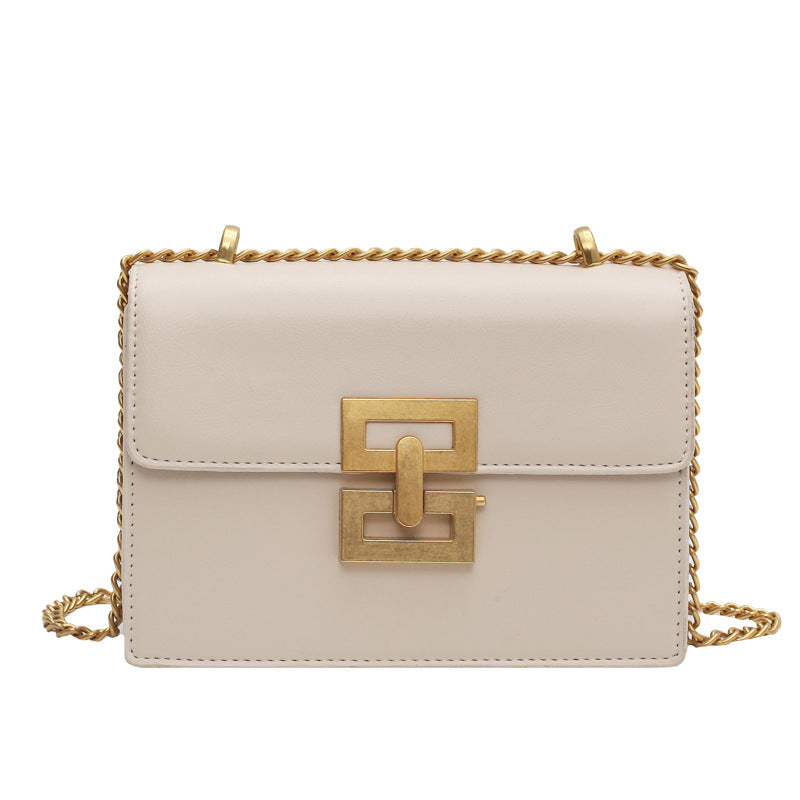 New European And American Retro Handbags Fashion Chain Small Square Bag Brand: aeac