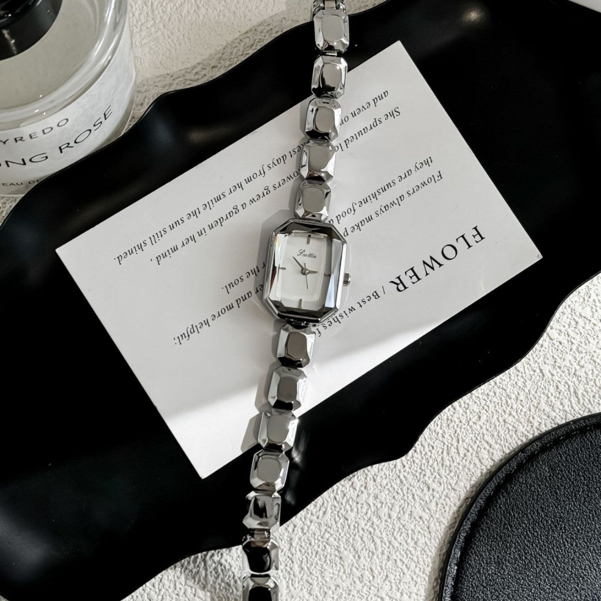 Bracelet Watch Cut Square Women's Small Square Watch Brand: aeac