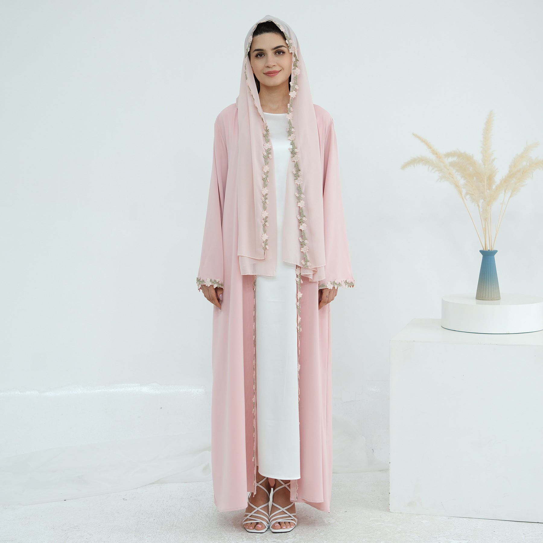 Embroidered Flower Stitching Cardigan Headscarf Brand: aeac