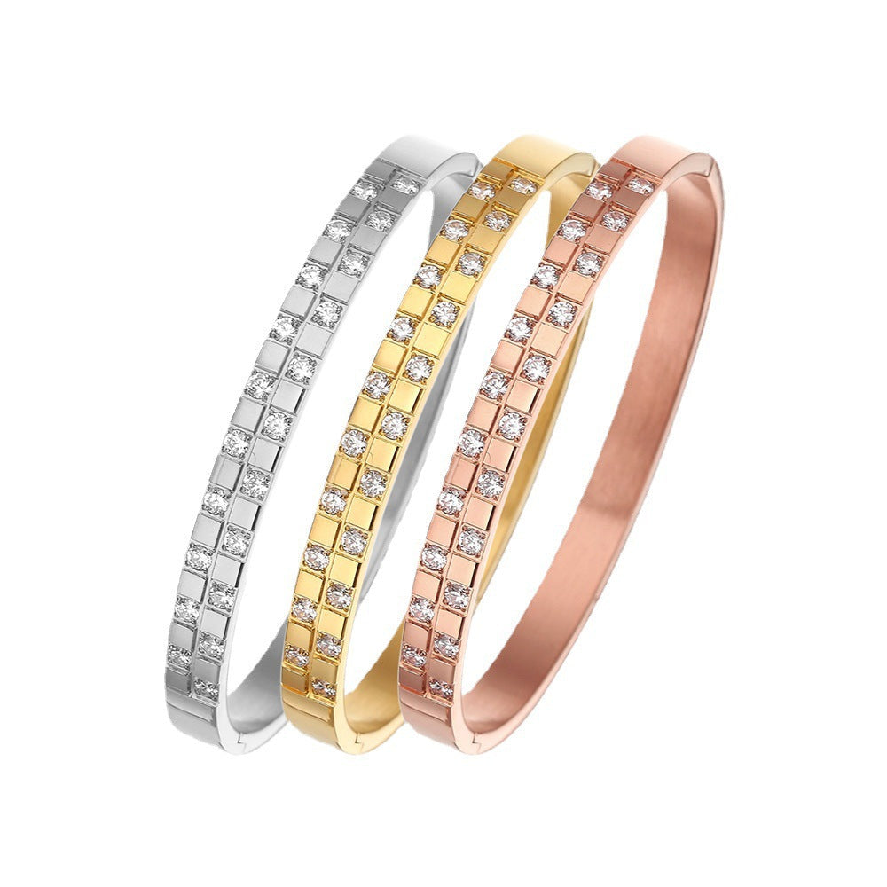 Non-fading Ornament Women's Electroplated Gold Titanium Steel Bracelet Brand: aeac