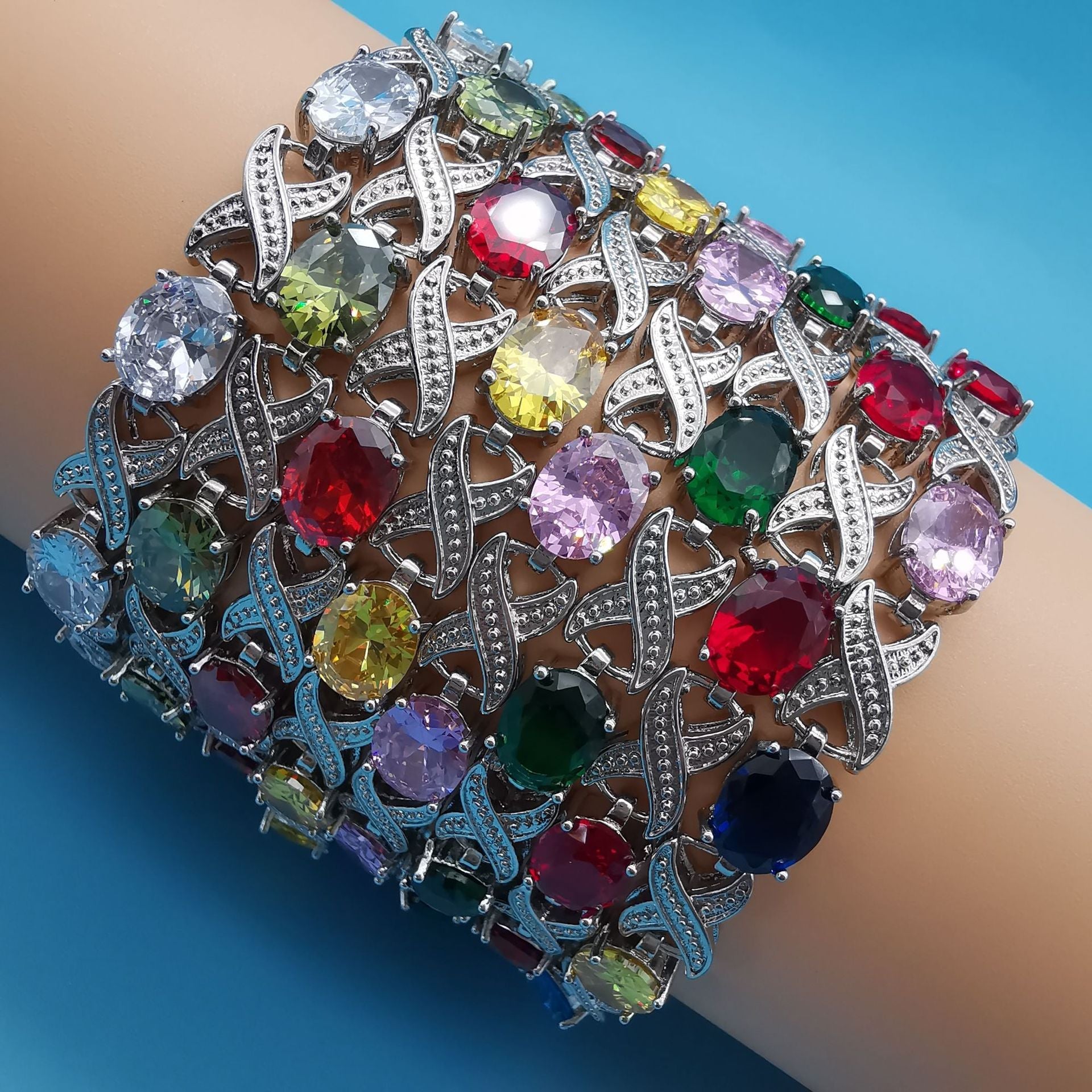 European And American Fashion Popular Jewelry Zircon Bracelet Gift Brand: aeac
