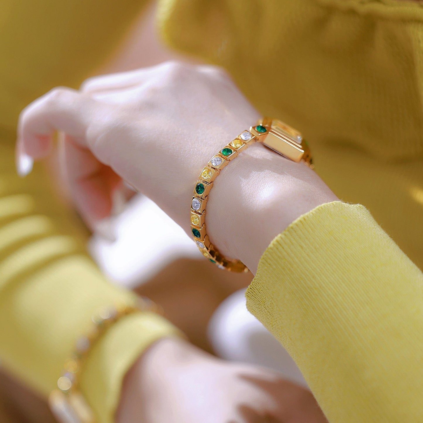 Light Luxury Temperament Gradient Diamond Anique Pocket Watch Spring Green Women's Watch Brand: aeac