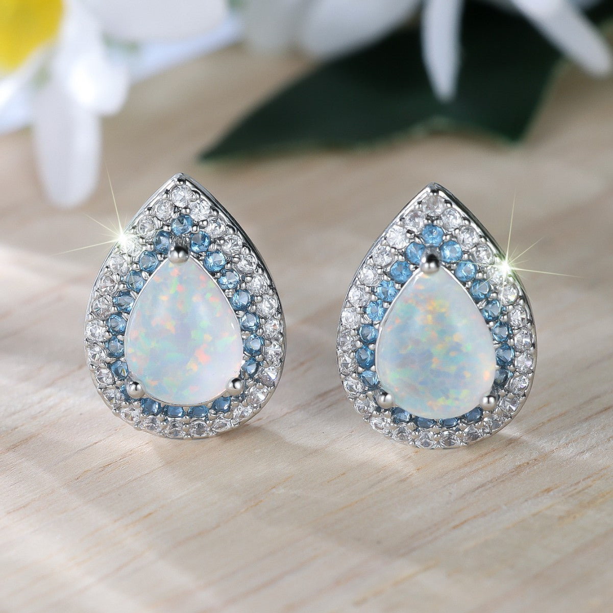 Water Drop White Opal Edge Blue White Ear Studs Personalized Minority Expensive Light Luxury Brand: aeac