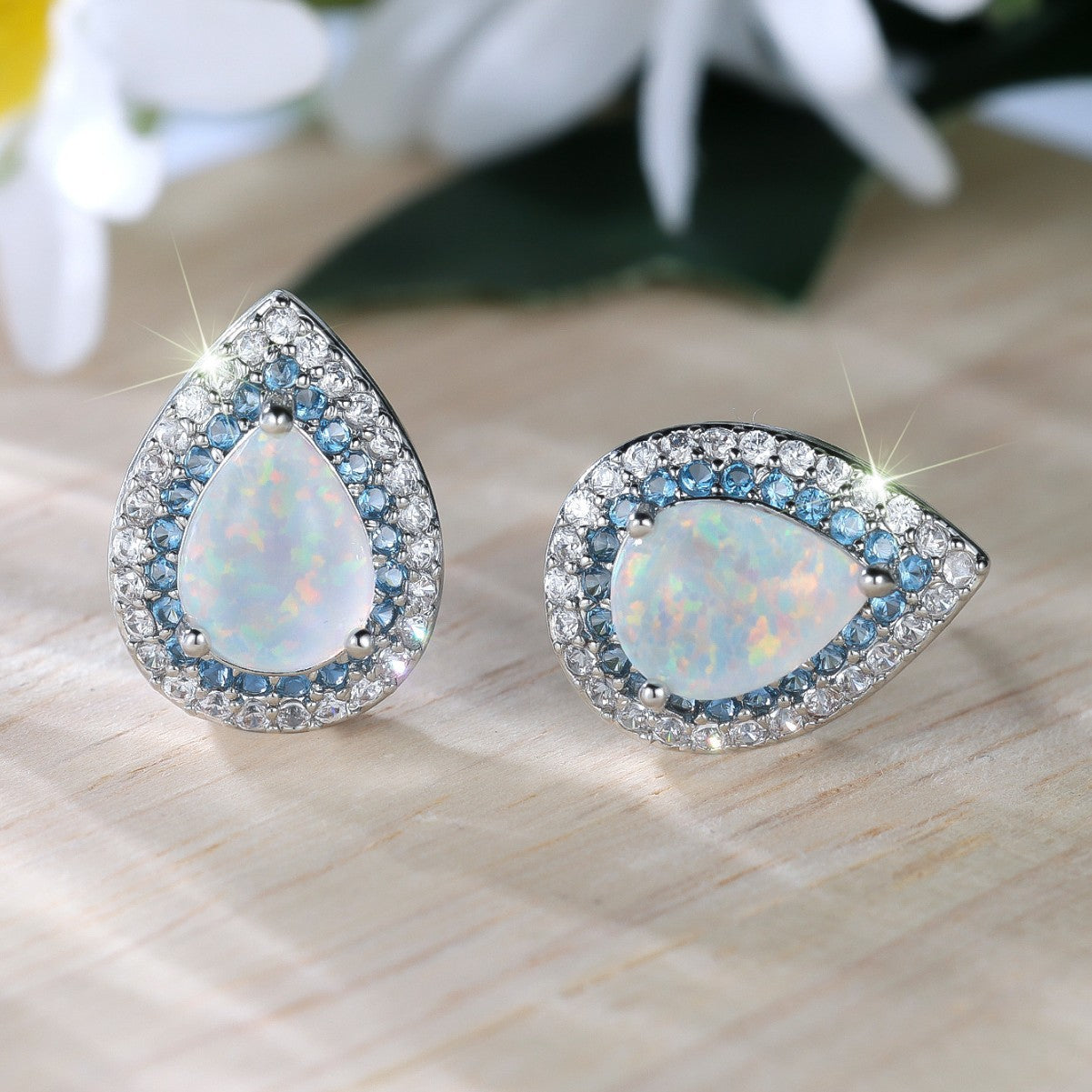 Water Drop White Opal Edge Blue White Ear Studs Personalized Minority Expensive Light Luxury Brand: aeac