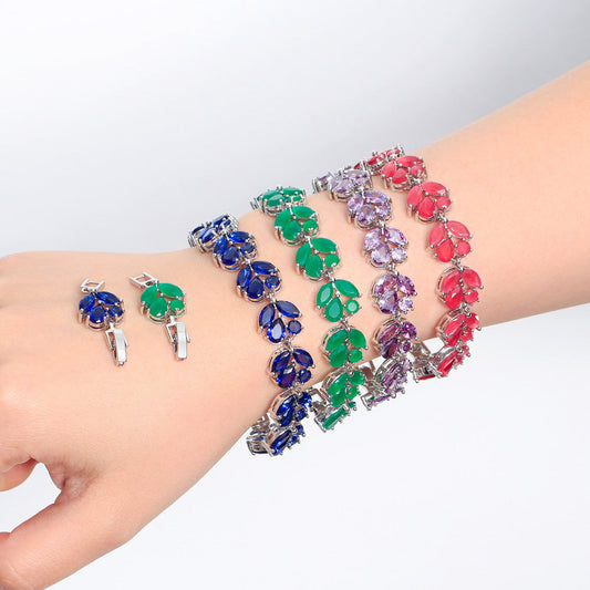 Copper Inlaid Zircon Flower Bracelet Brand: aeac