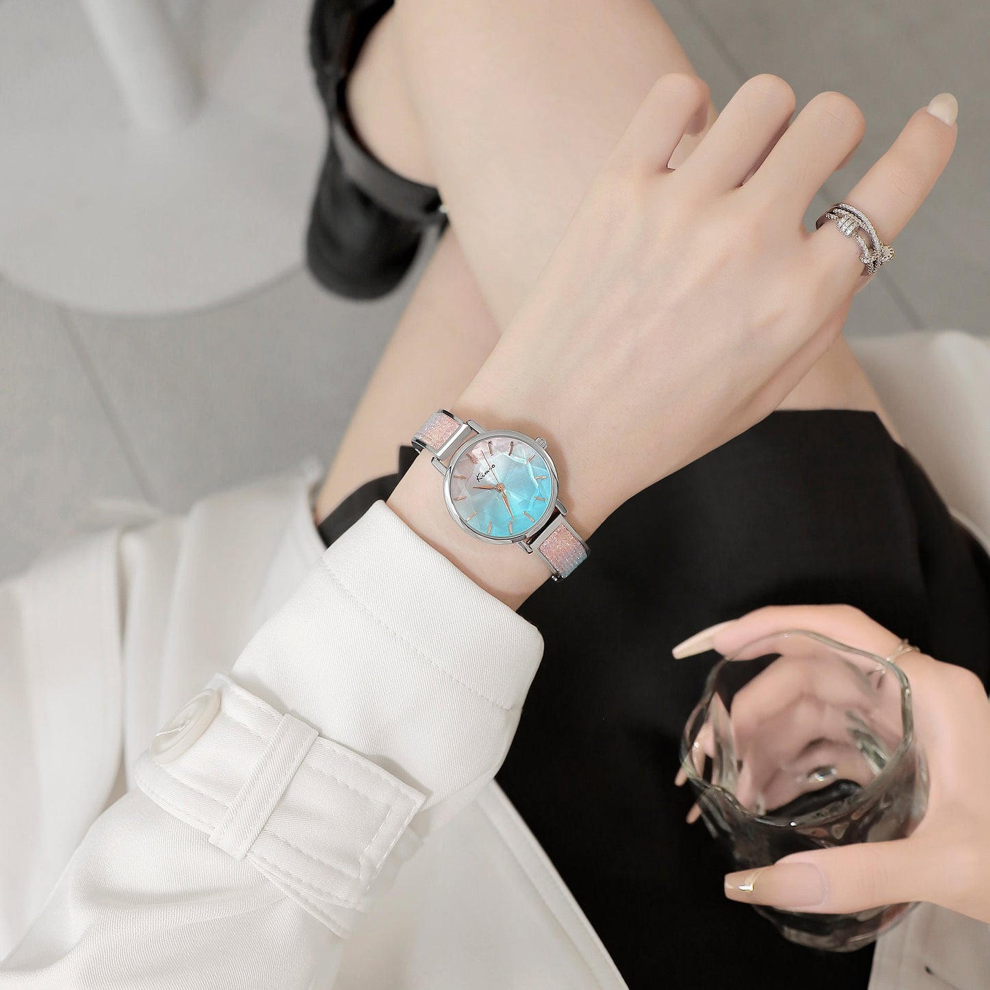Light Luxury Women's Watch – Elegant Minority Brand Bracelet-Style Timepiece Brand: aeac