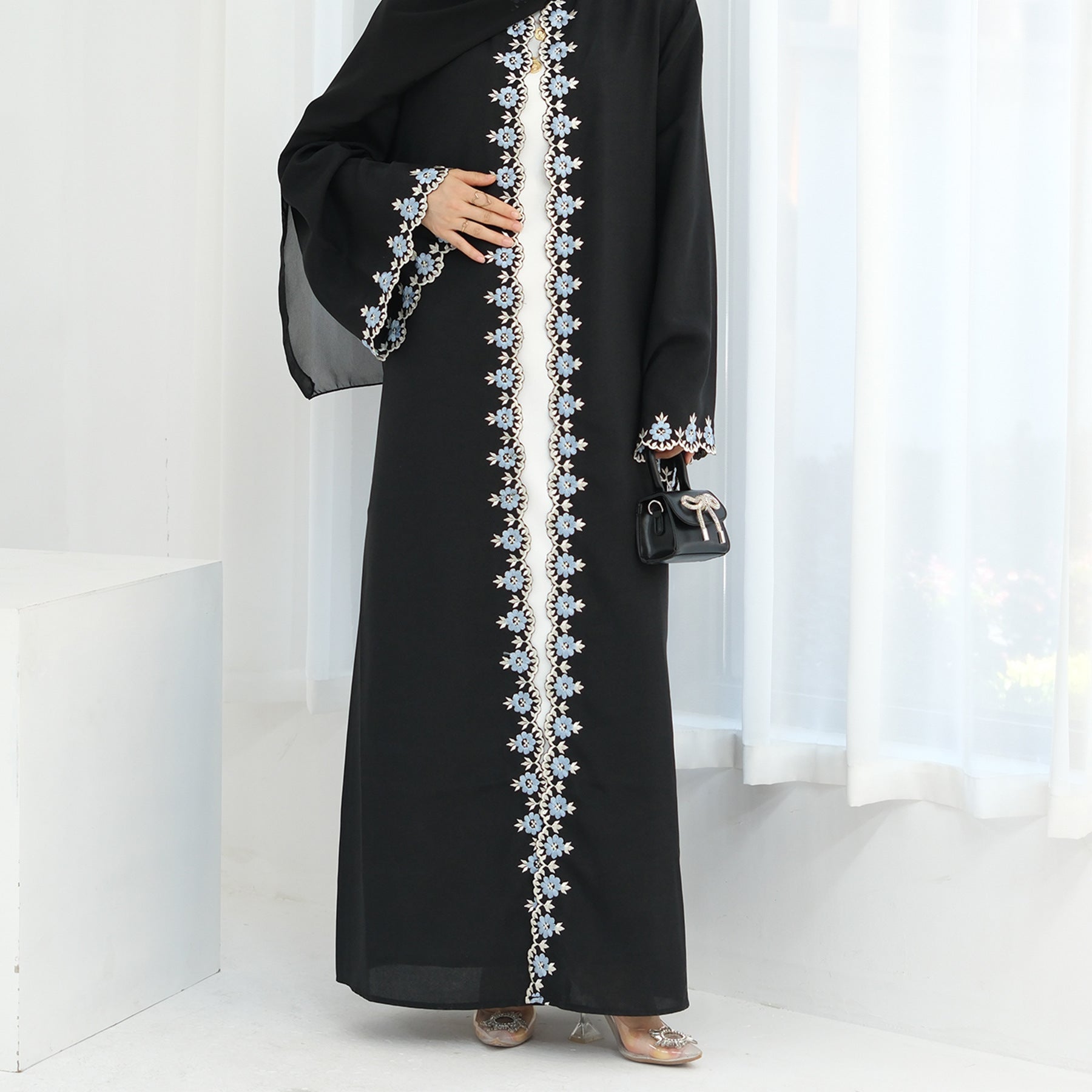 Dubai Flower Embroidered Cardigan Robe LR909 Brand: aeac