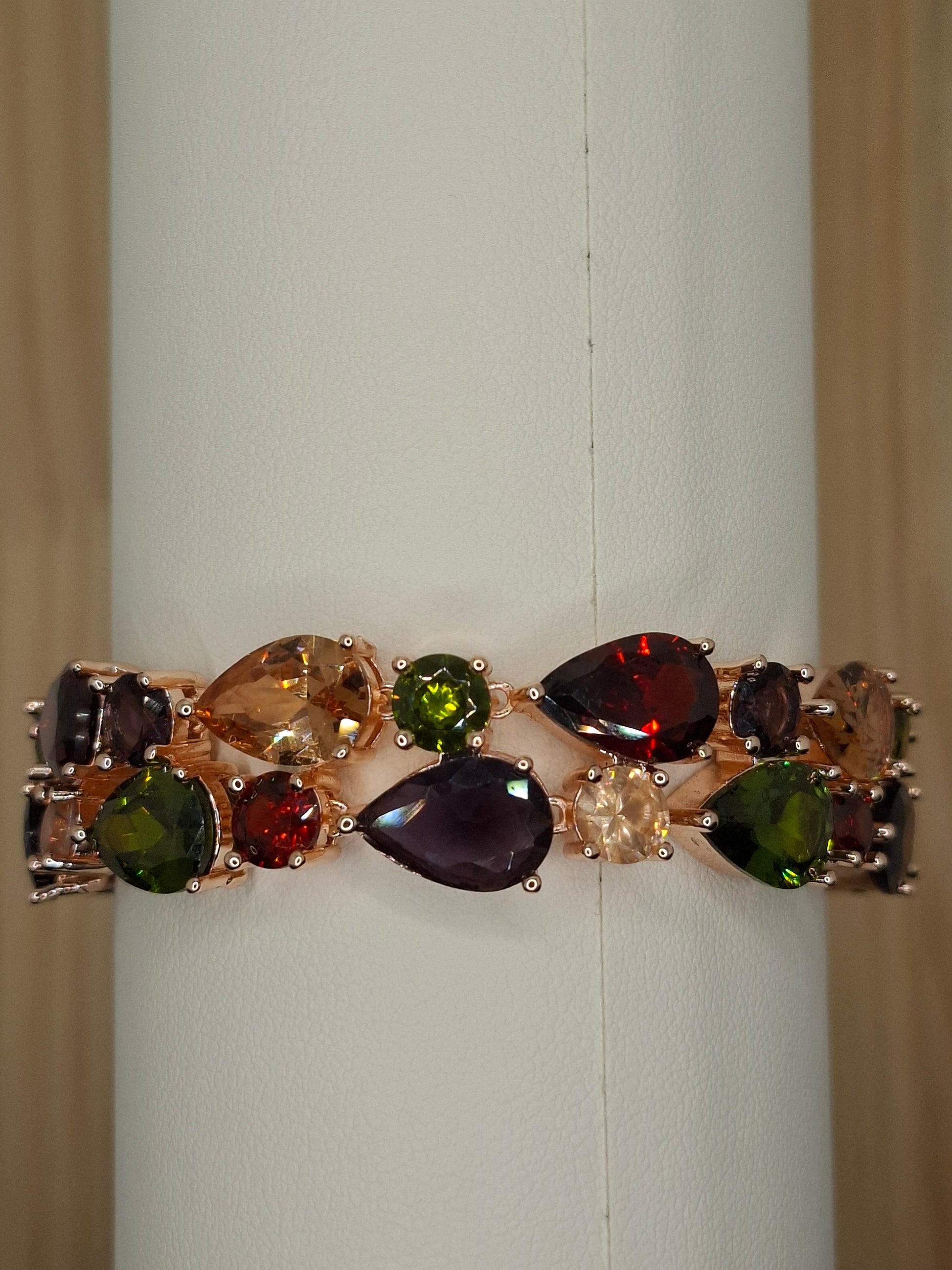 Golden Pleated Transparent Cubic Zircon Bracelet Bridal Gift Brand: aeac