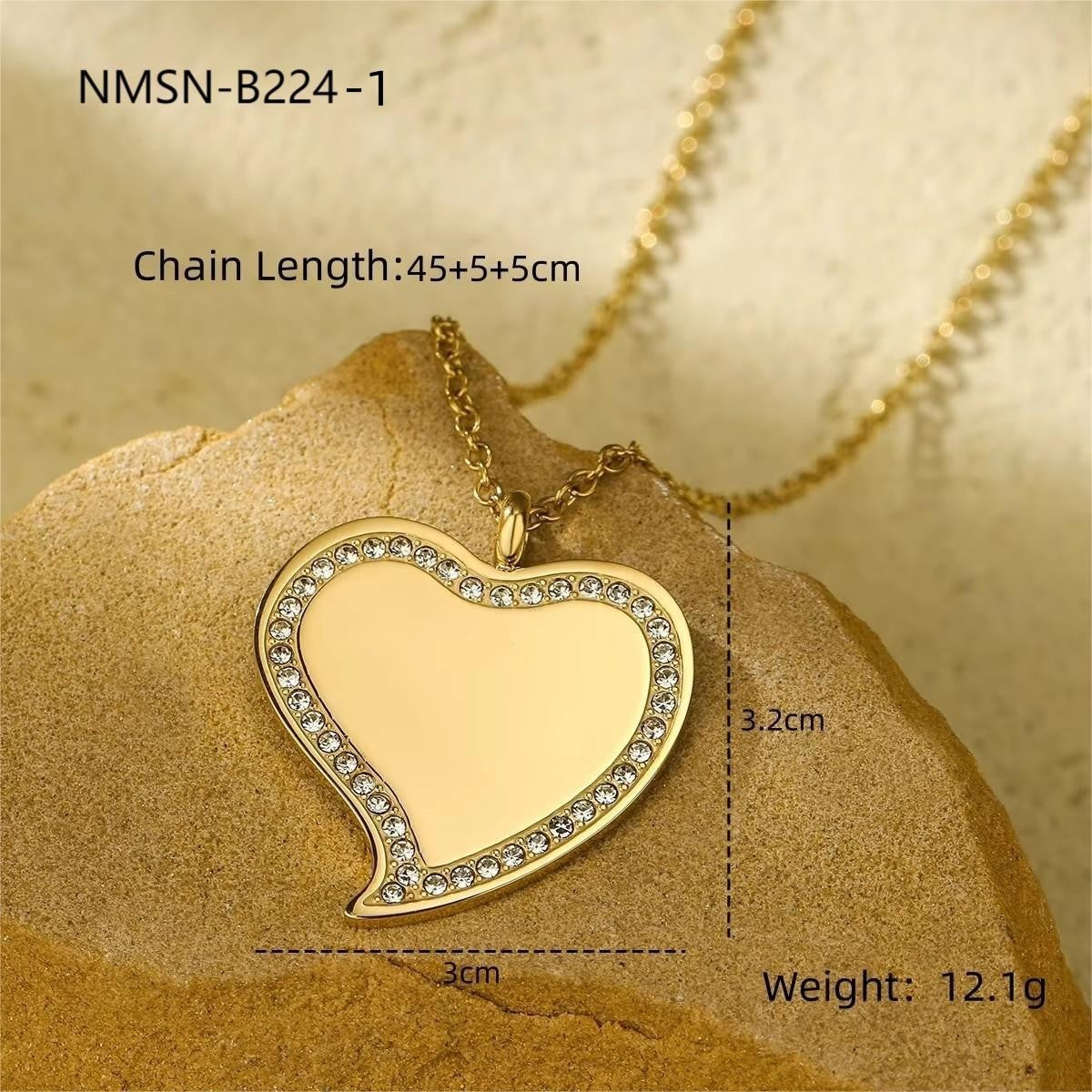 Geometric Circular Heart-shaped Diamond Inlaid Titanium Steel Necklace Brand: aeac
