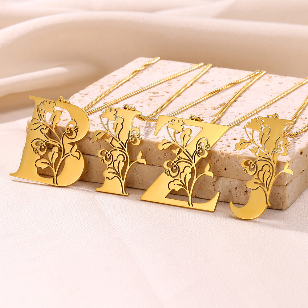 Stainless Steel 26 English Flower Letter Necklace Brand: aeac