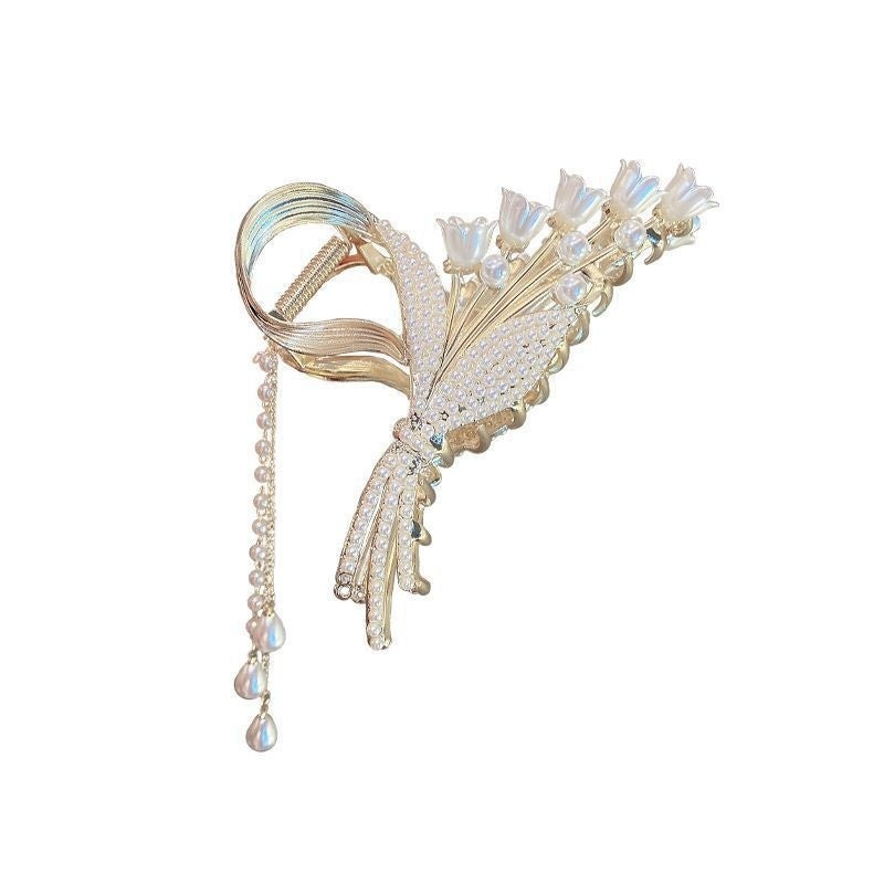Women's Fashion Large Butterfly Tassel Barrettes Brand: aeac