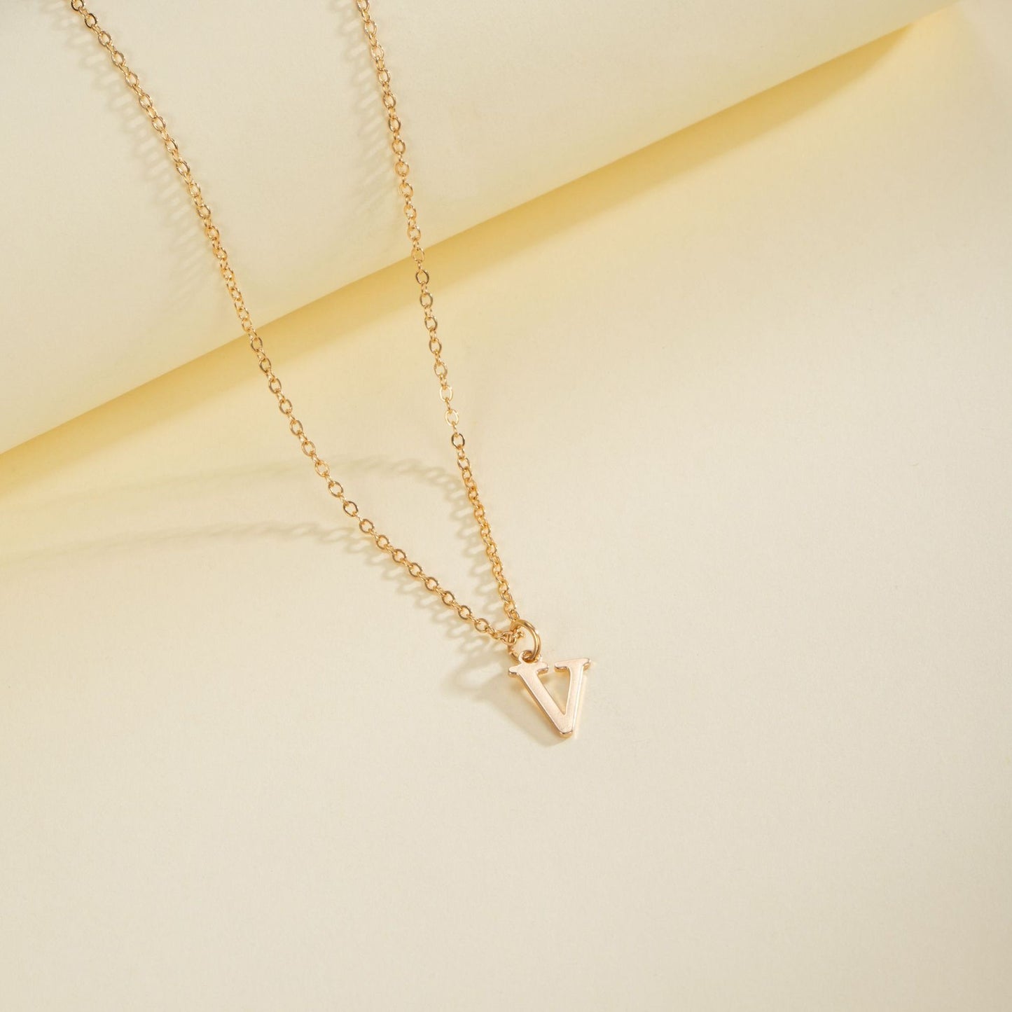 English Letter Necklace Female Personality Brand: aeac