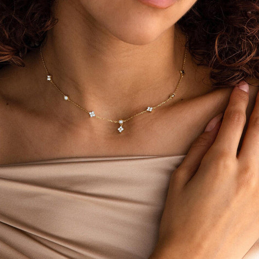 Fashionable Personalized And Exquisite Necklace Brand: aeac