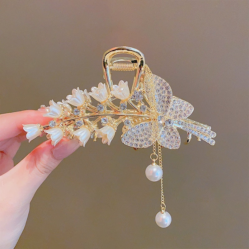 Women's Fashion Large Butterfly Tassel Barrettes Brand: aeac