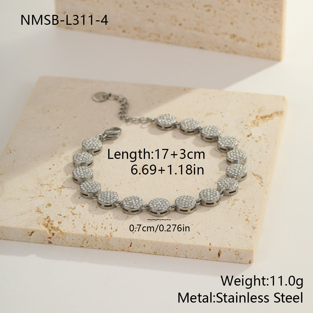Color-Protecting Stainless Steel Round Heart Zircon Bracelet Brand: aeac