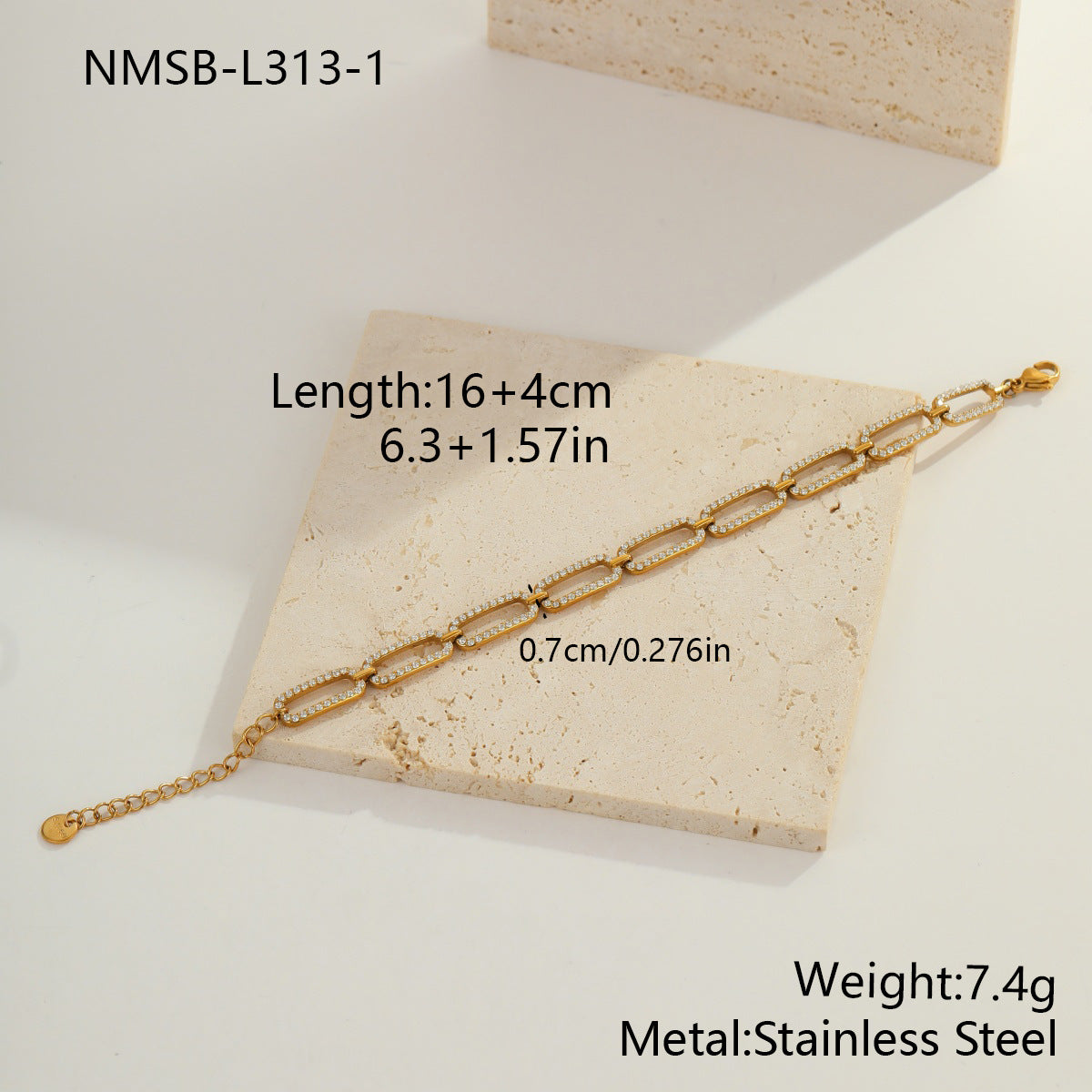Color-Protecting Stainless Steel Round Heart Zircon Bracelet Brand: aeac