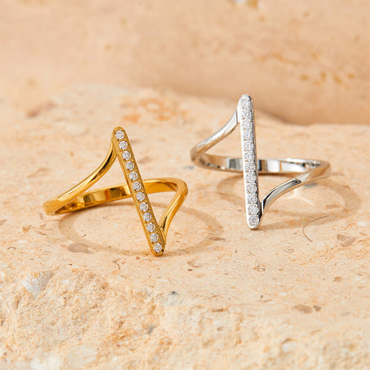 Micro Inlaid Zircon Wave Word Index Finger Ring Brand: aeac