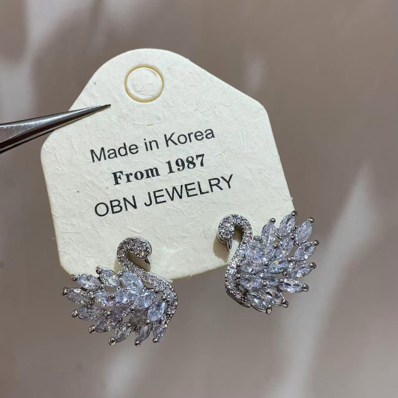 Light Luxury Exquisite Super Zircon Swan Earrings Personality Classic Brand: aeac